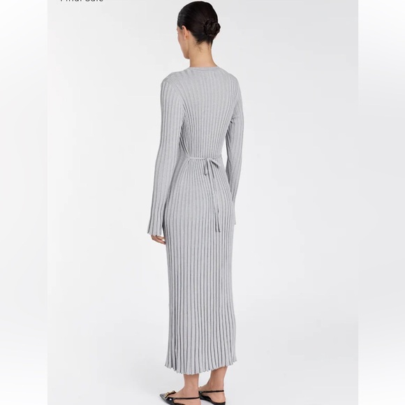 NWT DISSH Ada silver long sleeve ribbed dress - Picture 5 of 7